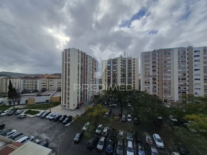 Apartamento T3 para Venda em Carregado e Cadafais Foto 8