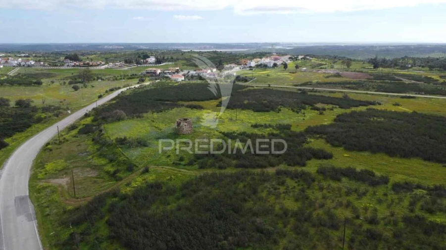 Terreno para Venda em Azinhal Foto 2