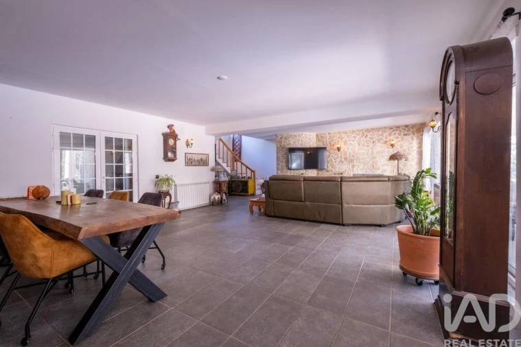 Moradia T4 para Venda em Espariz e Sinde Foto 11