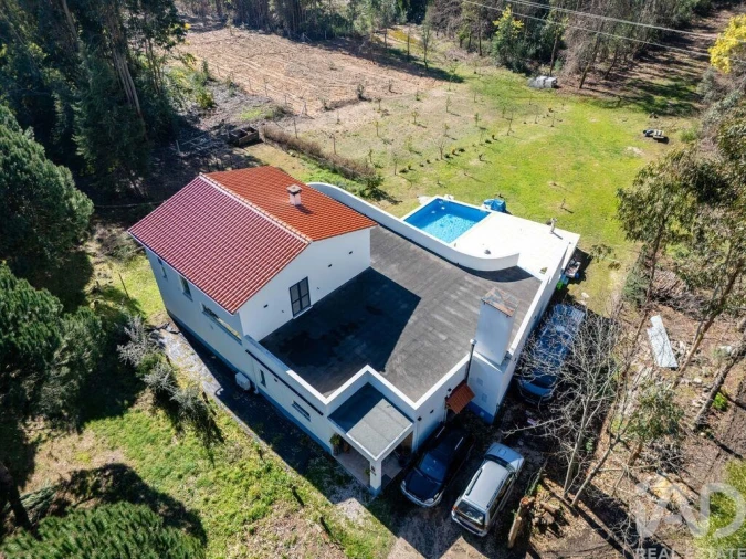 Moradia T4 para Venda em Espariz e Sinde Foto 5