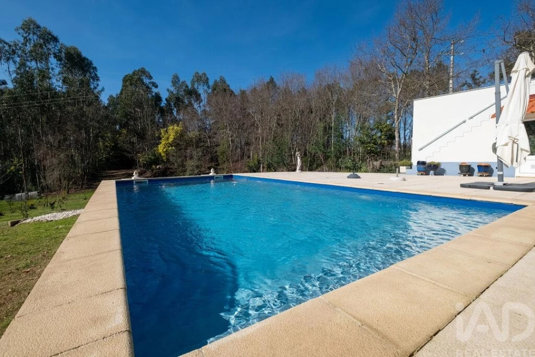 Moradia T4 para Venda em Espariz e Sinde Foto 29