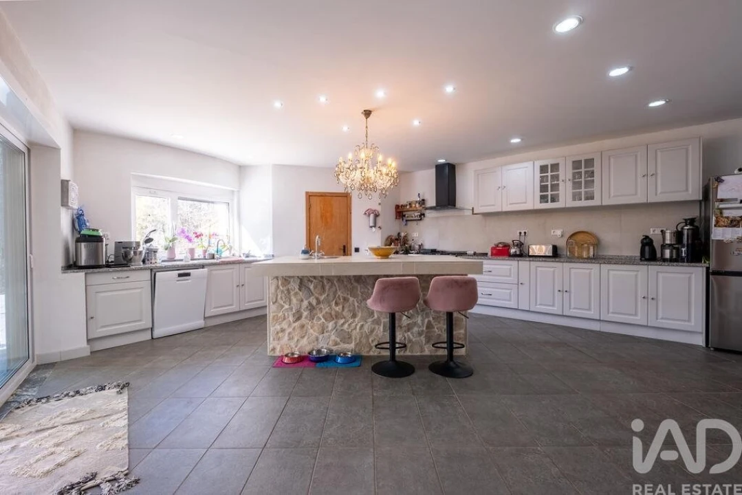 Moradia T4 para Venda em Espariz e Sinde Foto 9