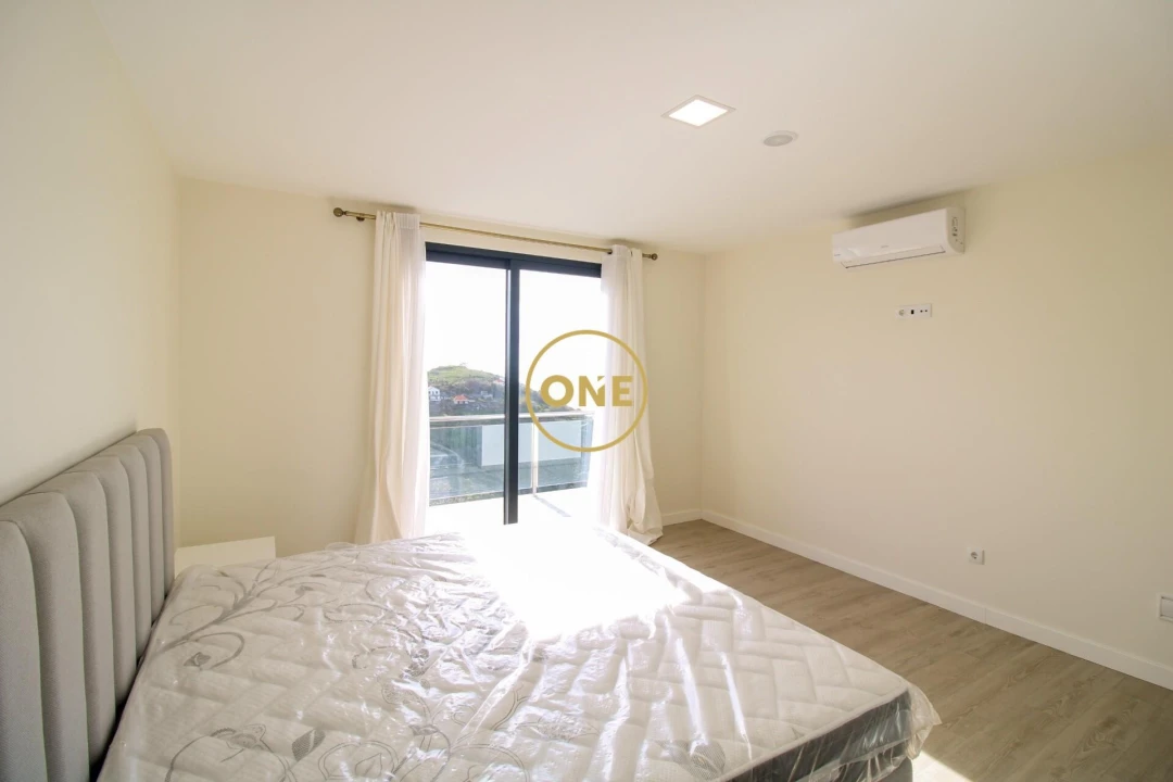 Moradia T3 para Venda em Ribeira Brava Foto 21