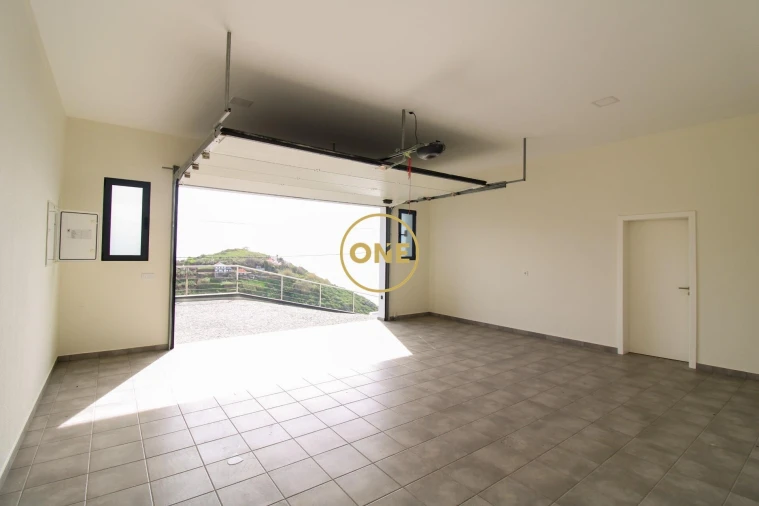 Moradia T3 para Venda em Ribeira Brava Foto 48