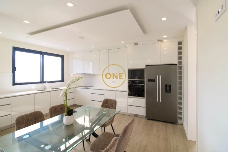 Moradia T3 para Venda em Ribeira Brava Foto 10