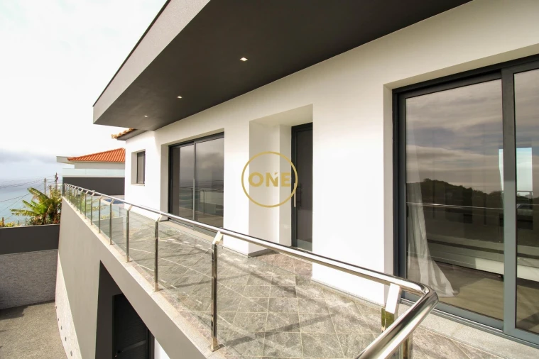 Moradia T3 para Venda em Ribeira Brava Foto 44