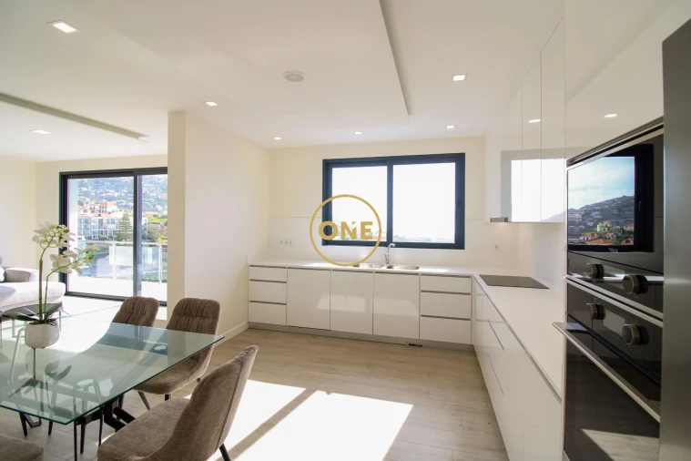 Moradia T3 para Venda em Ribeira Brava Foto 11