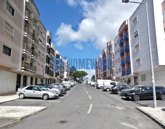 Loja para Venda em Cacém e São Marcos Foto 12