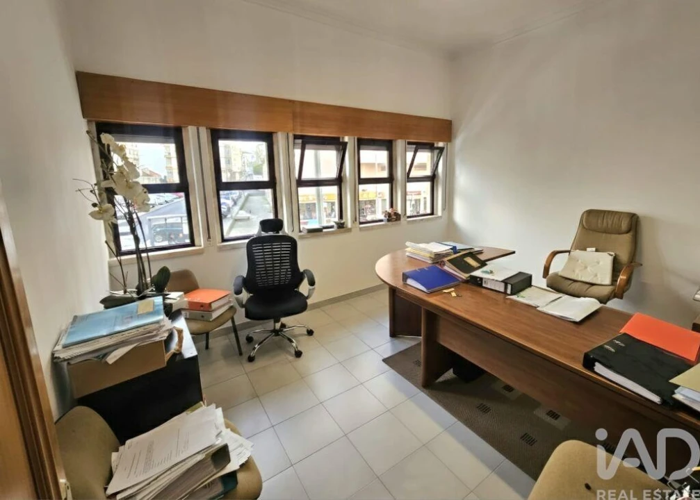 Loja para Venda em Agualva e Mira-Sintra Foto 2