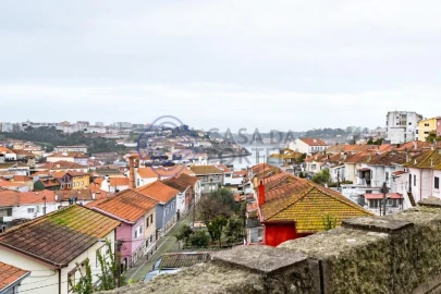 Apartamento T1 para Venda em Santa Marinha e São Pedro da Afurada