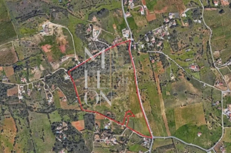 Quinta T4 para Venda em Lagoa e Carvoeiro