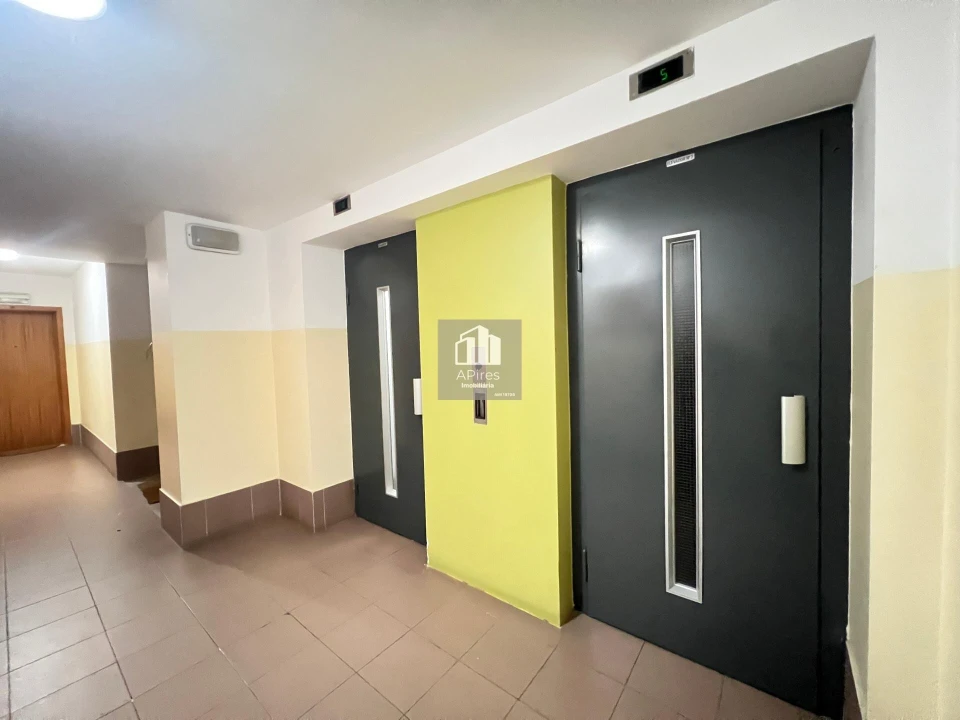 Negócio para Venda em Caparica e Trafaria Foto 3