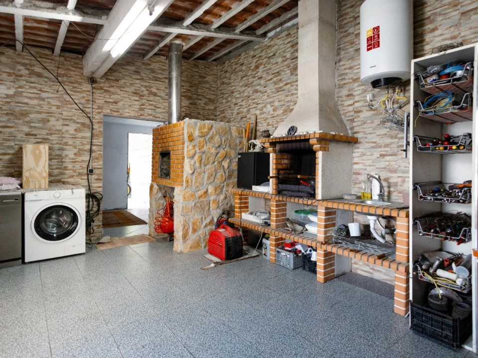 Moradia T3 para Venda em Maiorca Foto 18