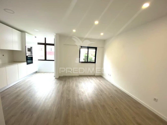 Apartamento T2 para Venda em Barreiro e Lavradio Foto 5