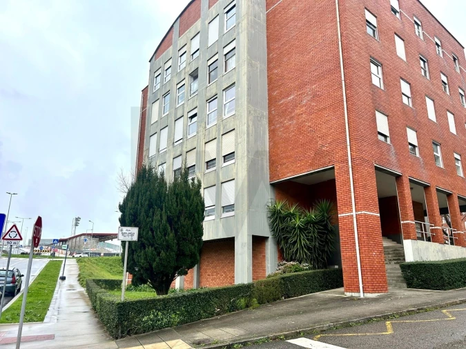 Apartamento T2 para Venda em São Mamede de Infesta e Senhora da Hora Foto 1