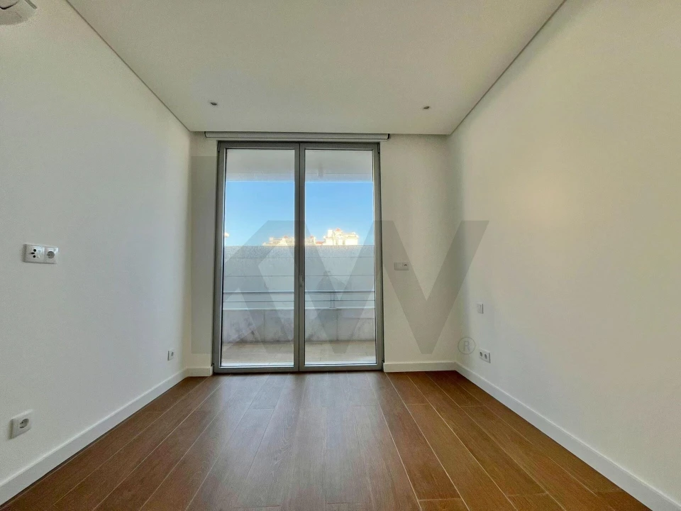 Apartamento T1 para Venda em São Martinho do Porto Foto 6