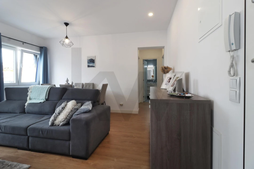 Apartamento T2 para Arrendamento em Odivelas Foto 4