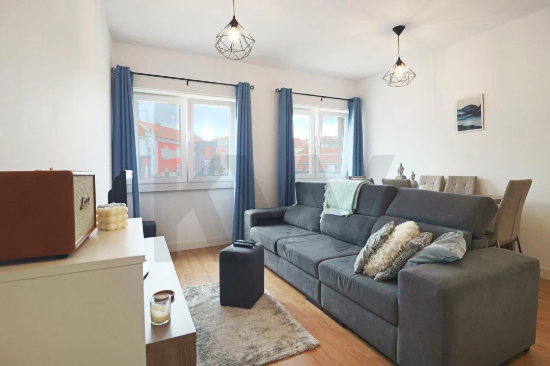 Apartamento T2 para Arrendamento em Odivelas Foto 3