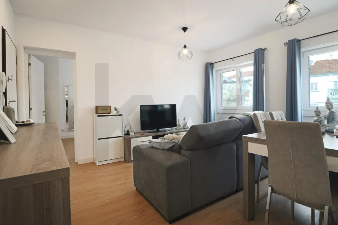 Apartamento T2 para Arrendamento em Odivelas Foto 2