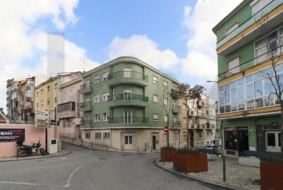 Apartamento T2 para Arrendamento em Odivelas Foto 27