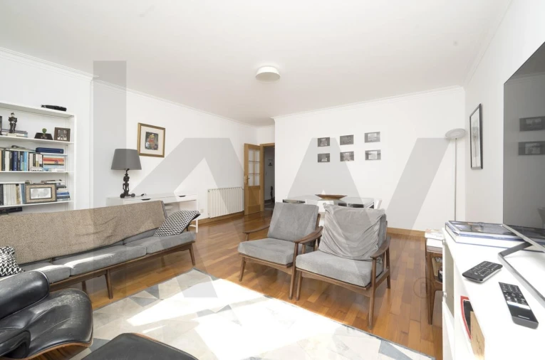 Apartamento T2 para Venda em Cascais e Estoril Foto 2