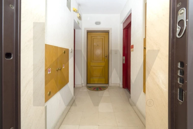 Apartamento T2 para Venda em Cascais e Estoril Foto 31