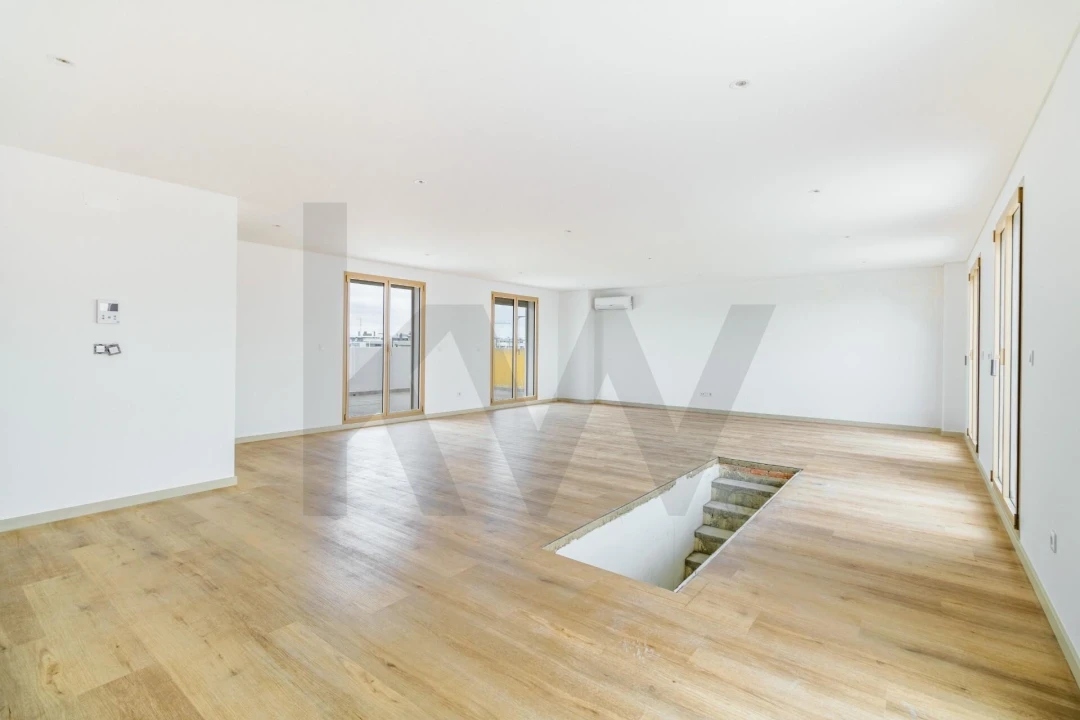 Apartamento T4 para Venda em Montijo e Afonsoeiro Foto 24