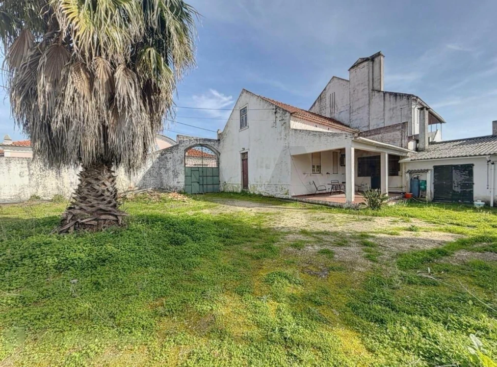 Moradia T4 para Venda em Vila Chã de Ourique Foto 4