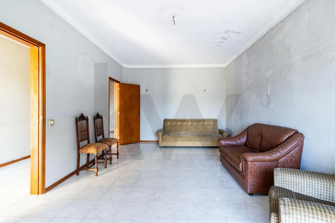 Moradia T4 para Venda em São João da Madeira Foto 6