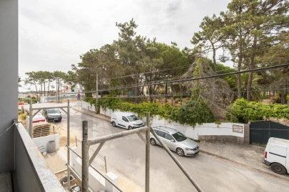 Moradia T4 para Venda em Charneca de Caparica e Sobreda