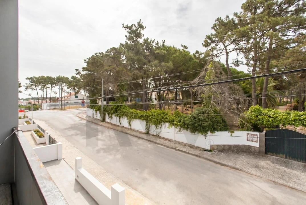 Moradia T4 para Venda em Charneca de Caparica e Sobreda Foto 37