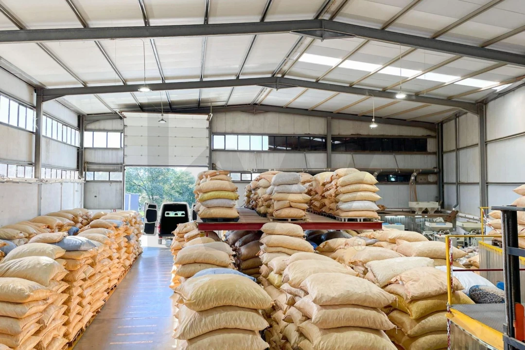 Armazém para Venda em Lourosa Foto 5