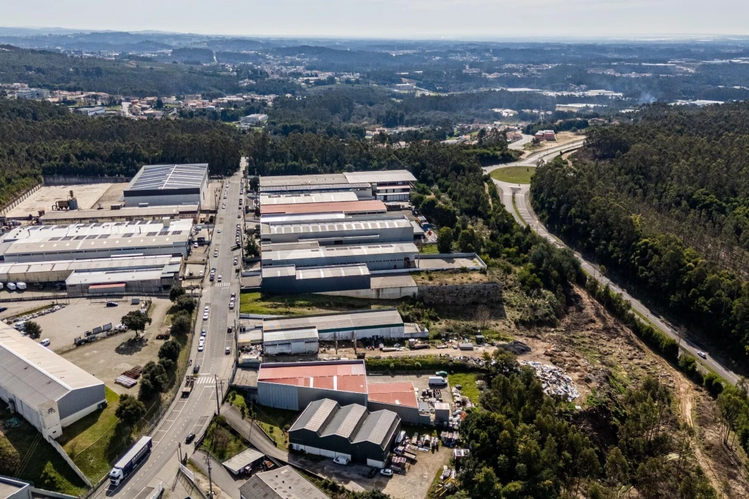 Armazém para Venda em Lourosa Foto 14