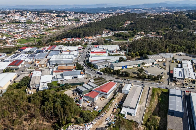 Armazém para Venda em Lourosa Foto 18