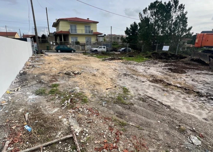 Moradia T3 para Venda em Fernao Ferro Foto 26
