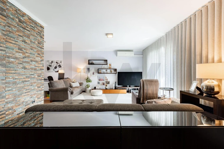 Moradia T3 para Venda em Santa Maria da Feira, Travanca, Sanfins e Espargo Foto 3