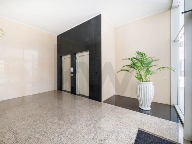 Apartamento T3 para Venda em Funchal (São Pedro) Foto 11