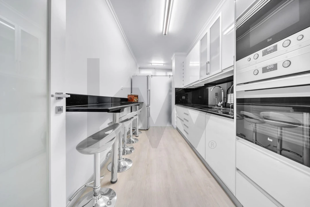 Apartamento T3 para Venda em Ribeira Brava Foto 1