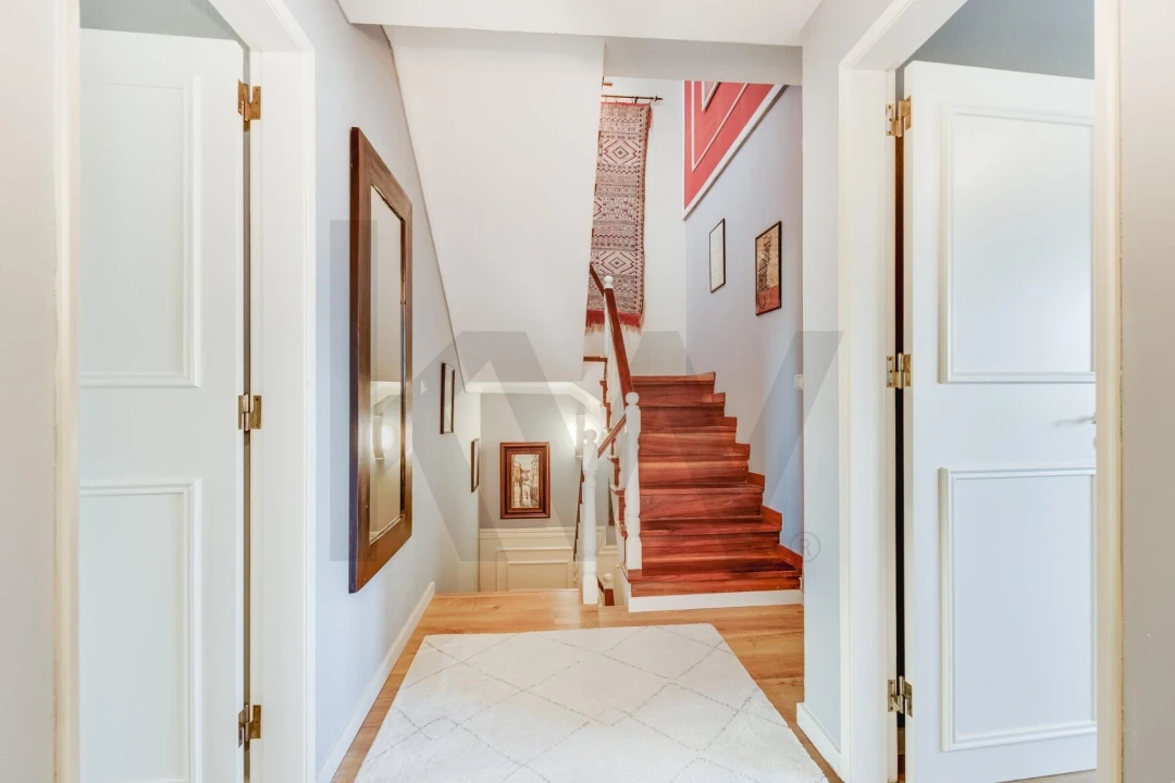 Moradia T4 para Arrendamento em Rio de Mouro Foto 25