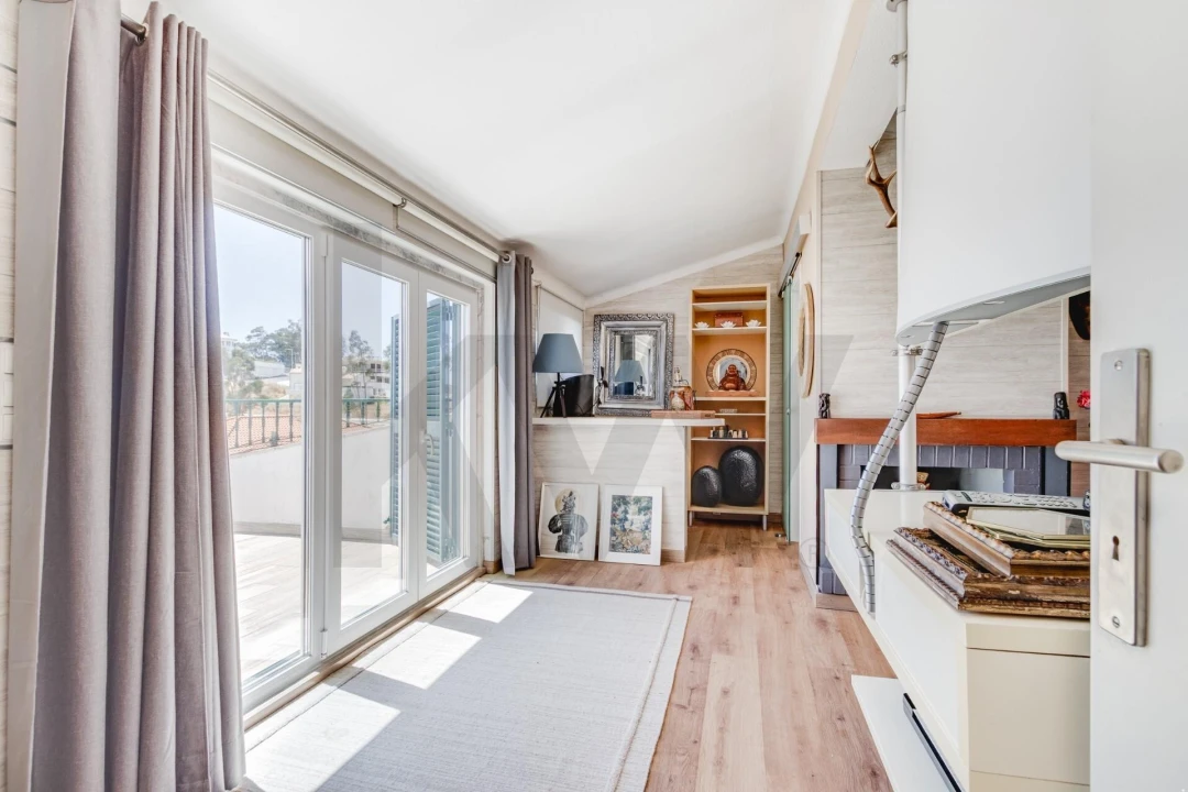 Moradia T4 para Arrendamento em Rio de Mouro Foto 26