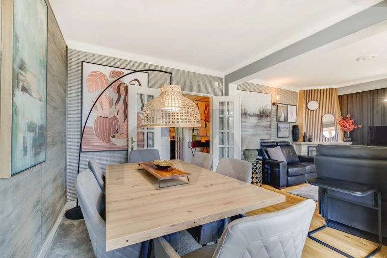 Moradia T4 para Arrendamento em Rio de Mouro Foto 8