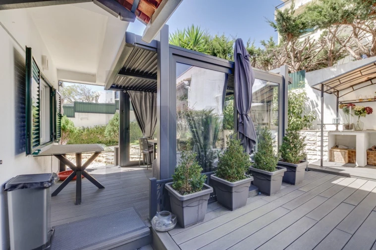 Moradia T4 para Arrendamento em Rio de Mouro Foto 2