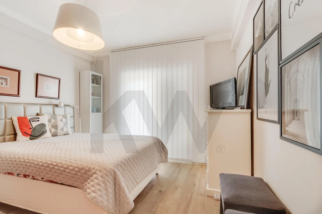 Moradia T4 para Arrendamento em Rio de Mouro Foto 21