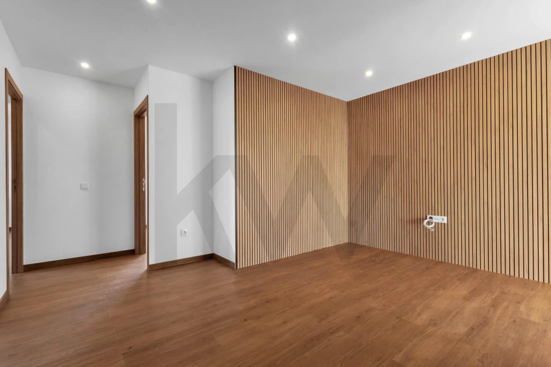 Apartamento T3 para Venda em Paredes Foto 3