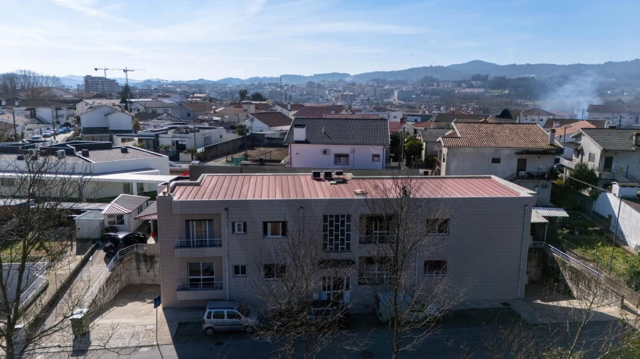 Apartamento T3 para Venda em Paredes Foto 1