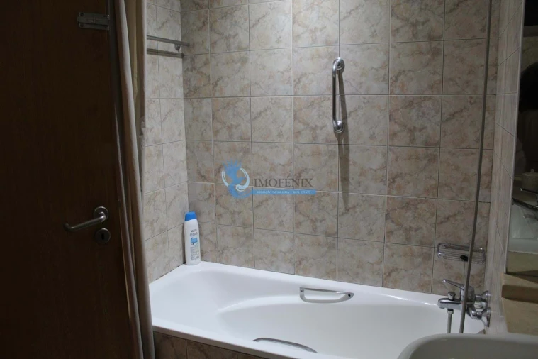 Apartamento T1 para Venda em Albufeira e Olhos de Água Foto 14