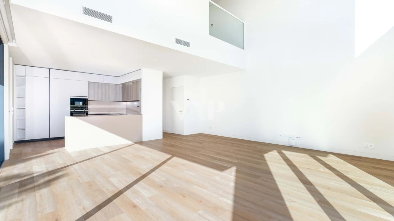 Moradia T2 para Arrendamento em Quarteira Foto 5