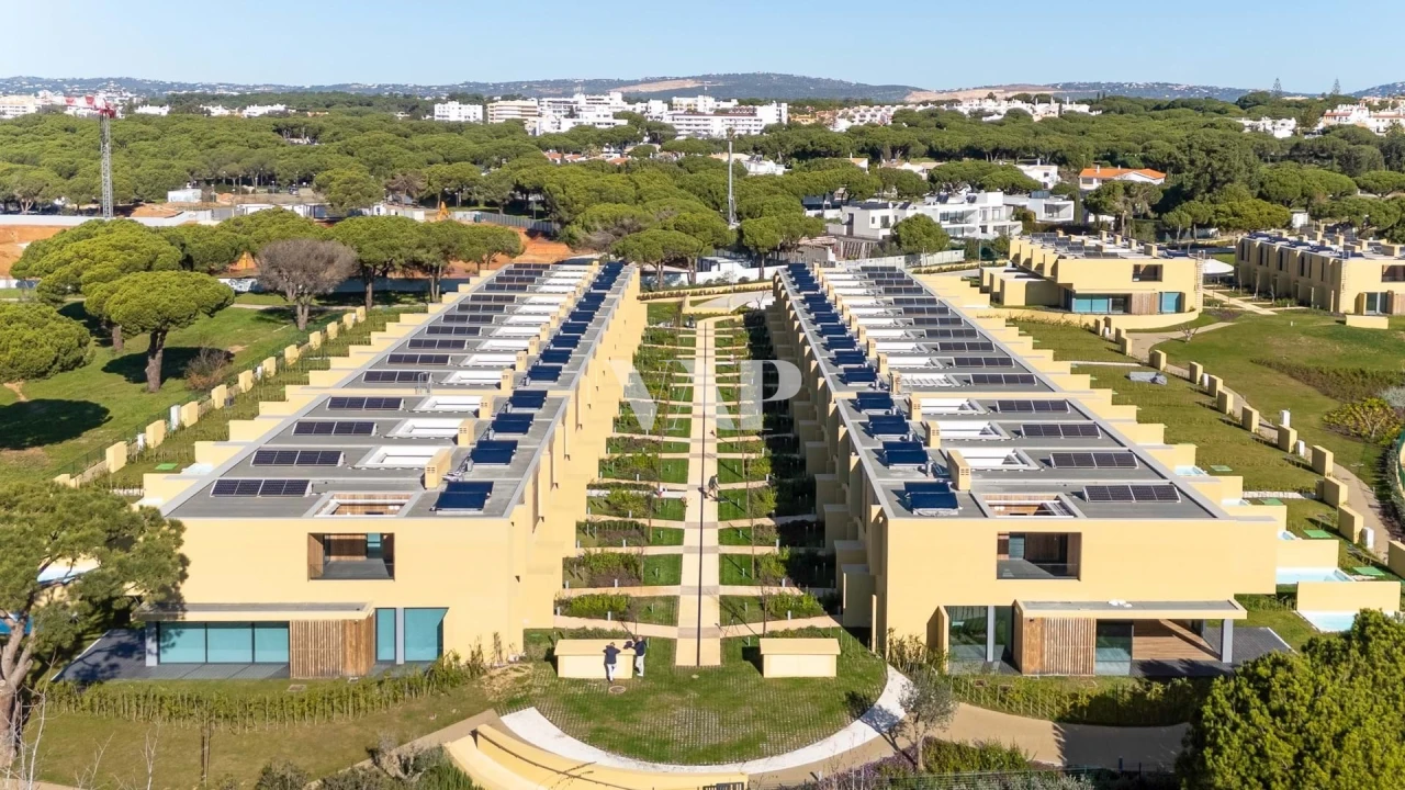 Moradia T2 para Arrendamento em Quarteira Foto 34