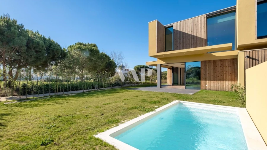 Moradia T2 para Arrendamento em Quarteira