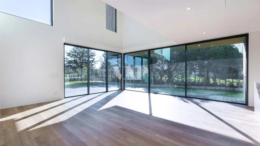 Moradia T2 para Arrendamento em Quarteira Foto 3